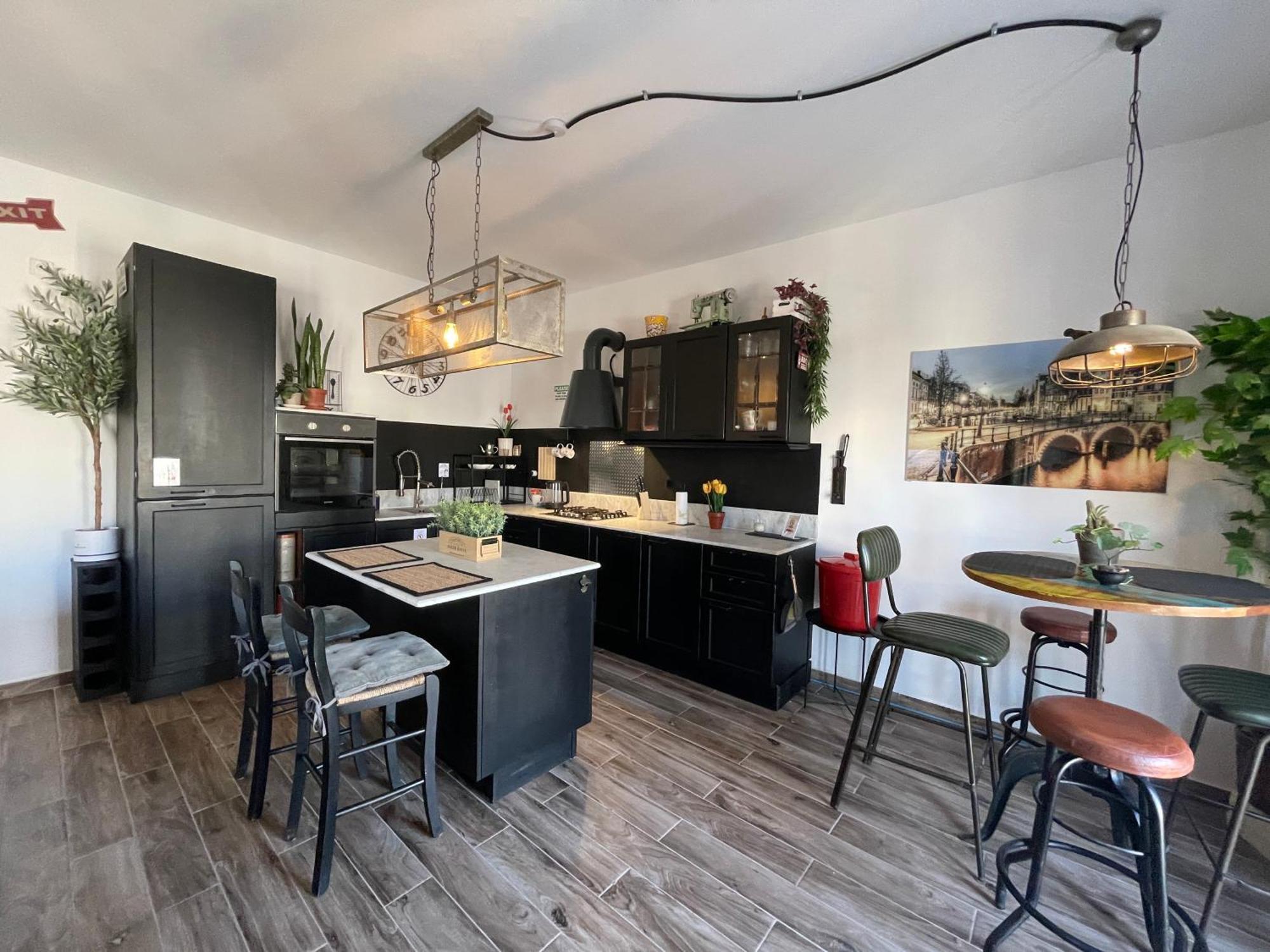 Industrial Charm Apartment St. Paul's Bay